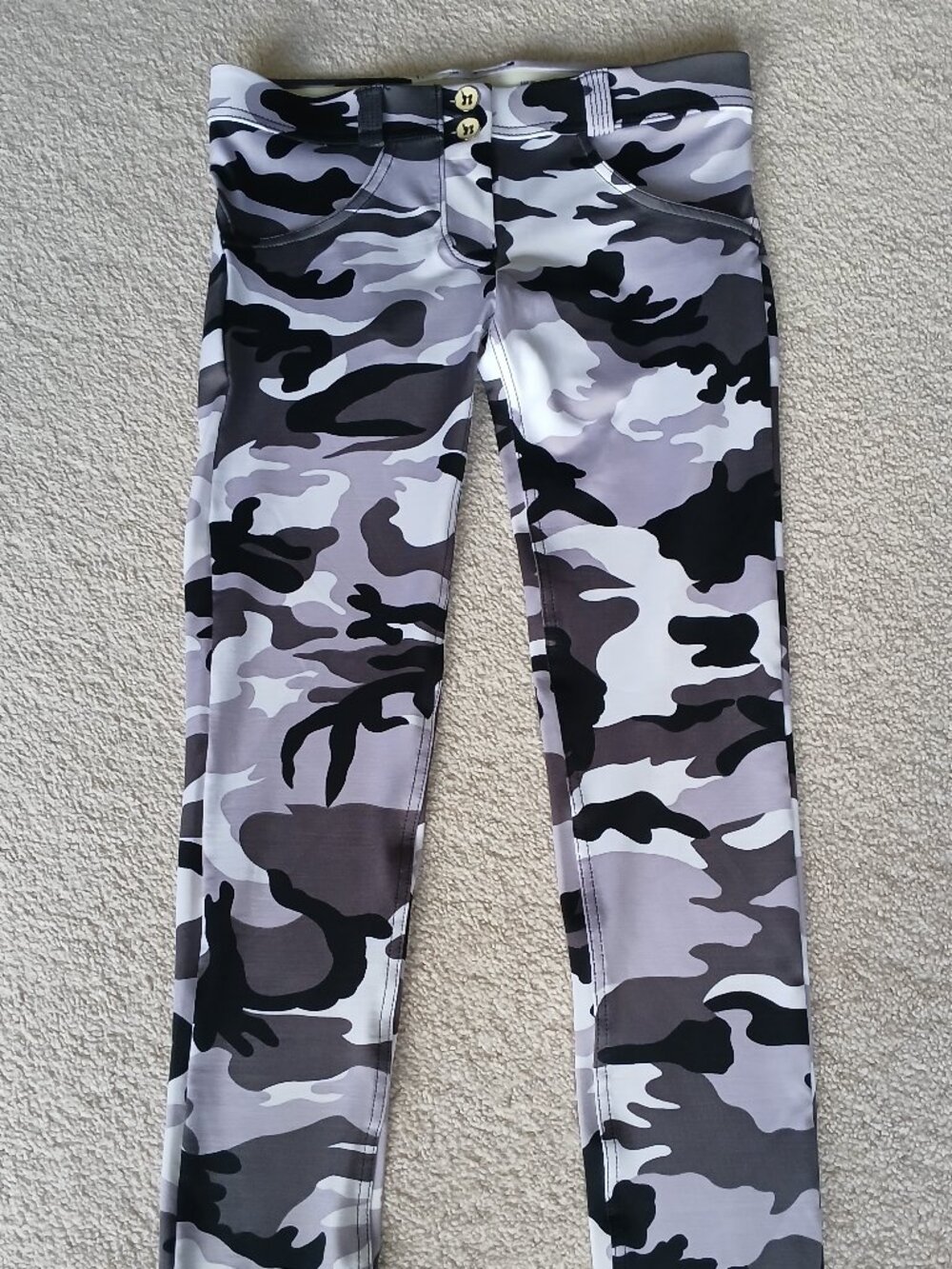 Freddy Women’s Camo Print Leggings in Black, Gray, White